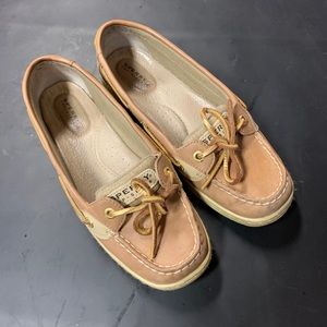 Woman’s Sperry Leather Boast Shoes Size 6.5